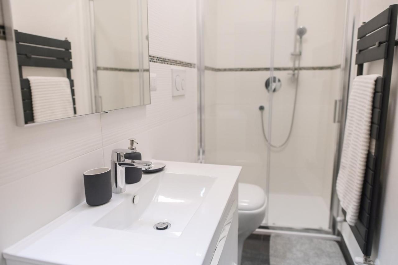 Apartamento Un Terrazzo Sulla Magia Siena Exterior foto