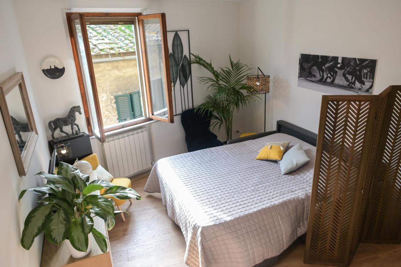 Apartamento Un Terrazzo Sulla Magia Siena Exterior foto