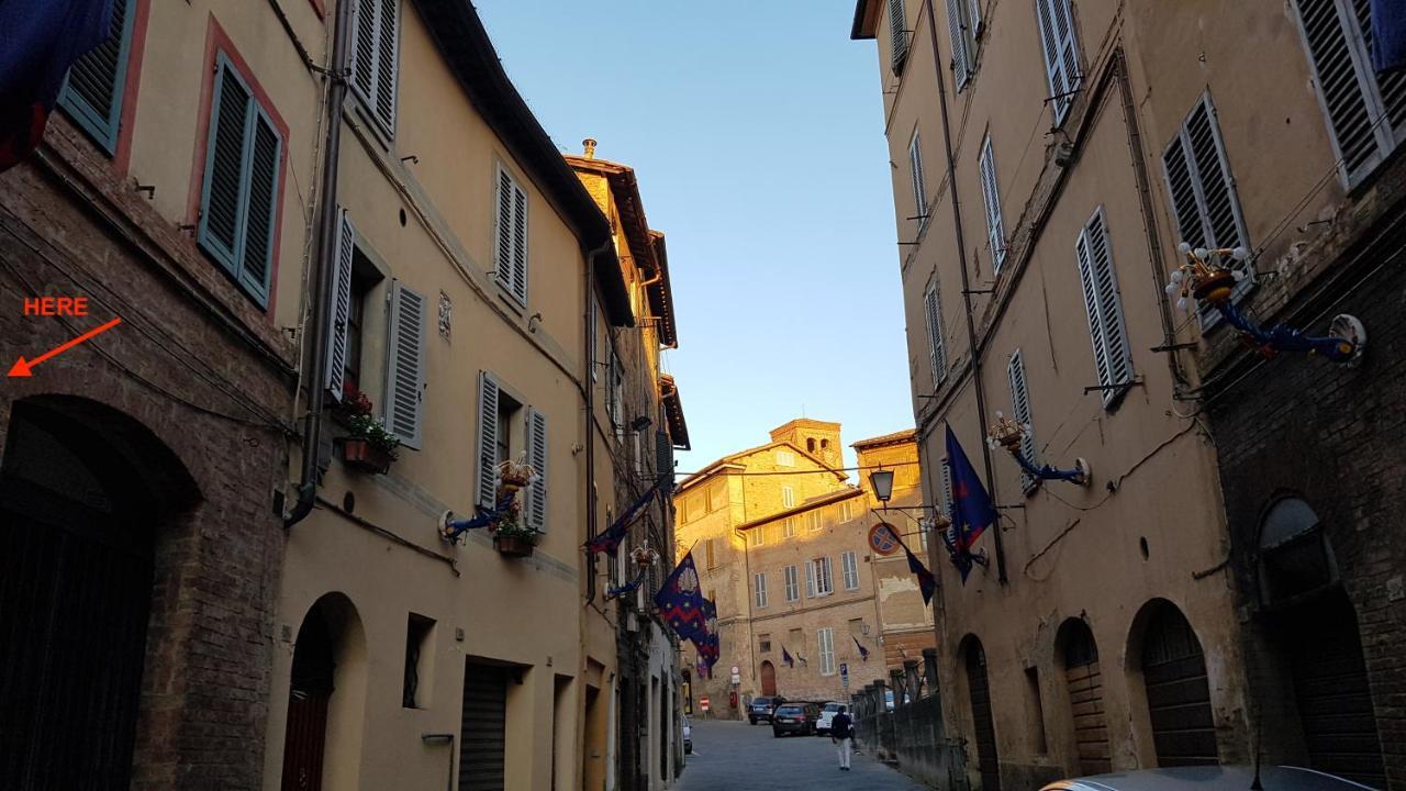 Apartamento Un Terrazzo Sulla Magia Siena Exterior foto